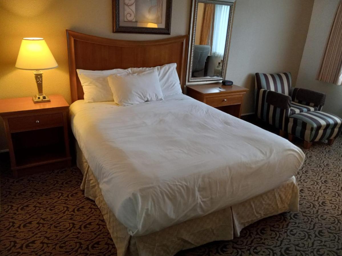 Lupine Inn เรดลอดจ์ ภายนอก รูปภาพ